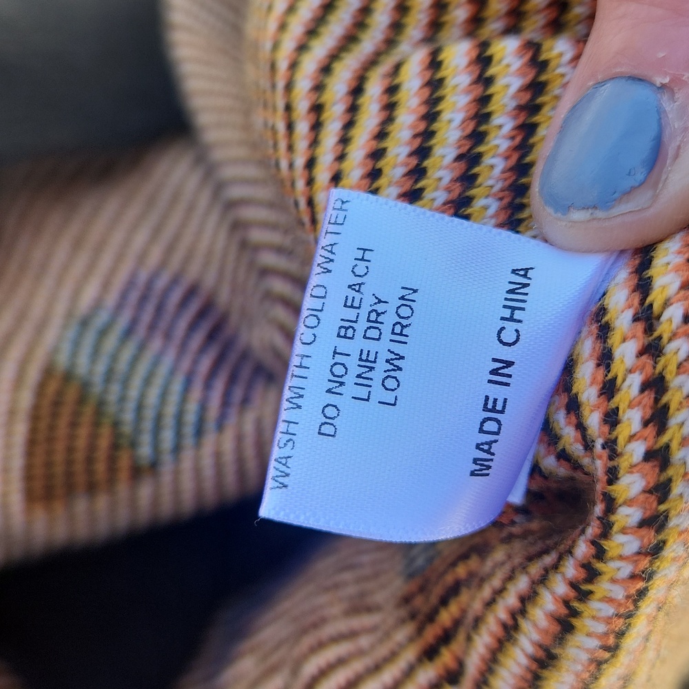 Backstitch Bruja Candy Corn Sweater Size 3X - Picture 10 of 15
